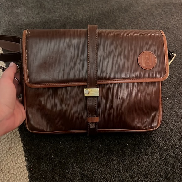 Vintage FENDI shoulder bag - Picture 2 of 4